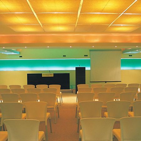 פוטוס Alexandra Beach Spa Resort מראה חיצוני תמונה