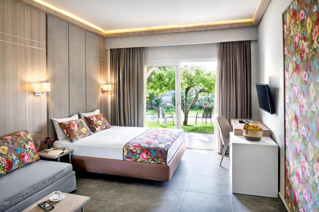פוטוס Alexandra Beach Spa Resort מראה חיצוני תמונה