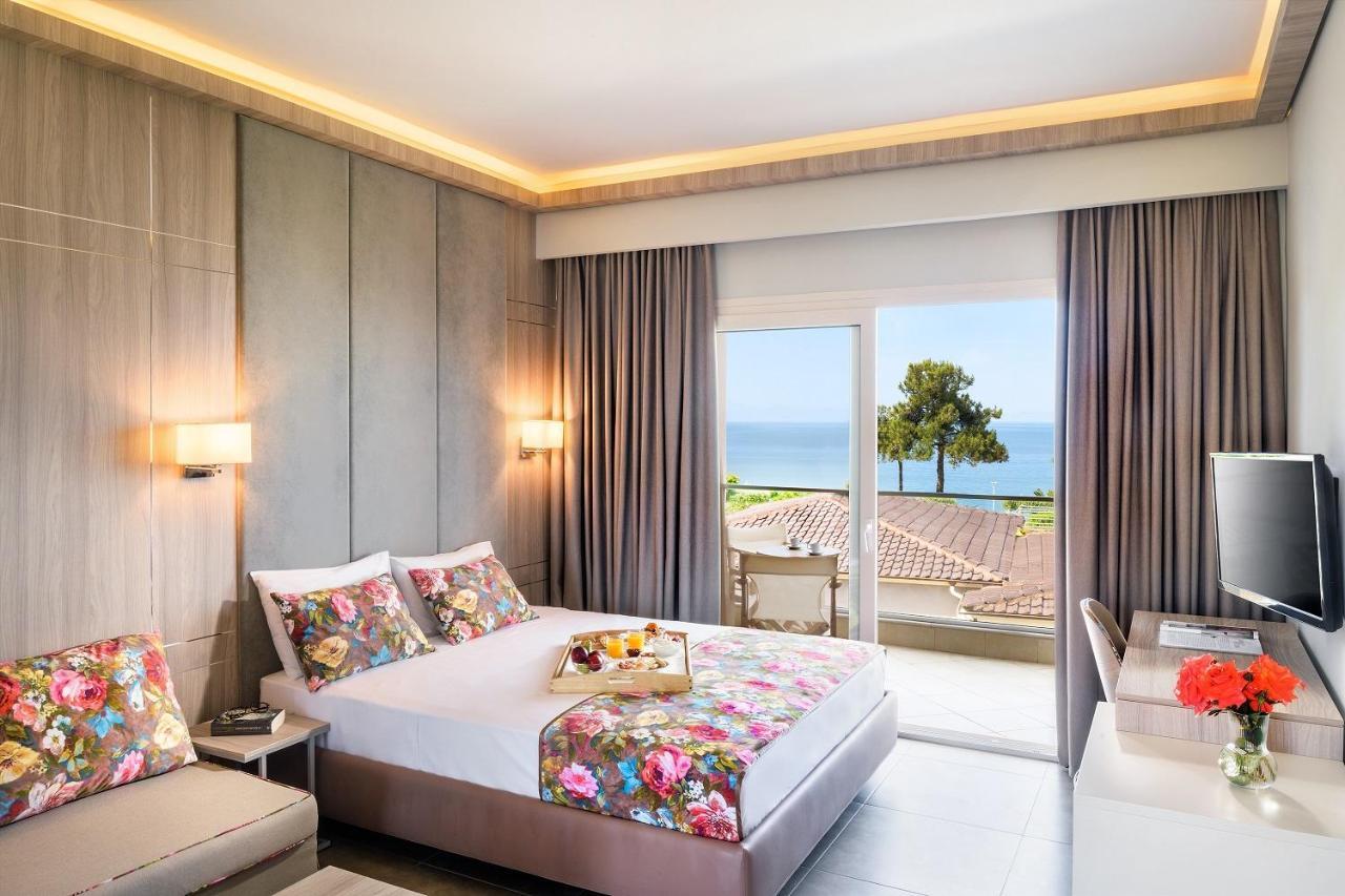 פוטוס Alexandra Beach Spa Resort מראה חיצוני תמונה