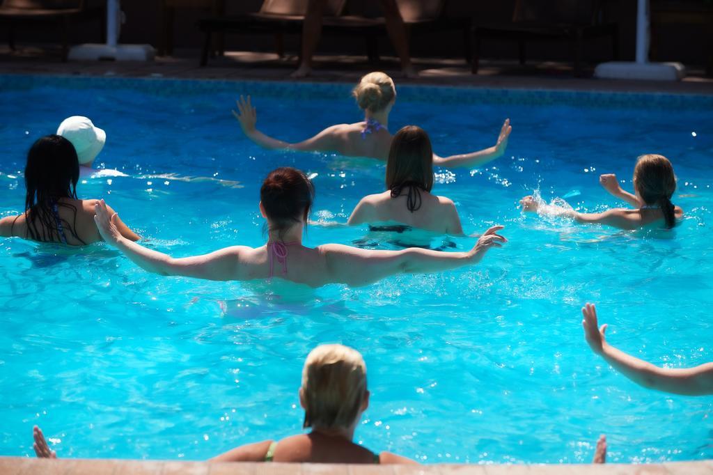 פוטוס Alexandra Beach Spa Resort מראה חיצוני תמונה