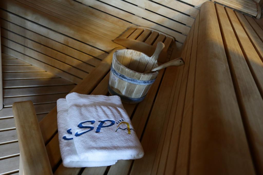 פוטוס Alexandra Beach Spa Resort מראה חיצוני תמונה