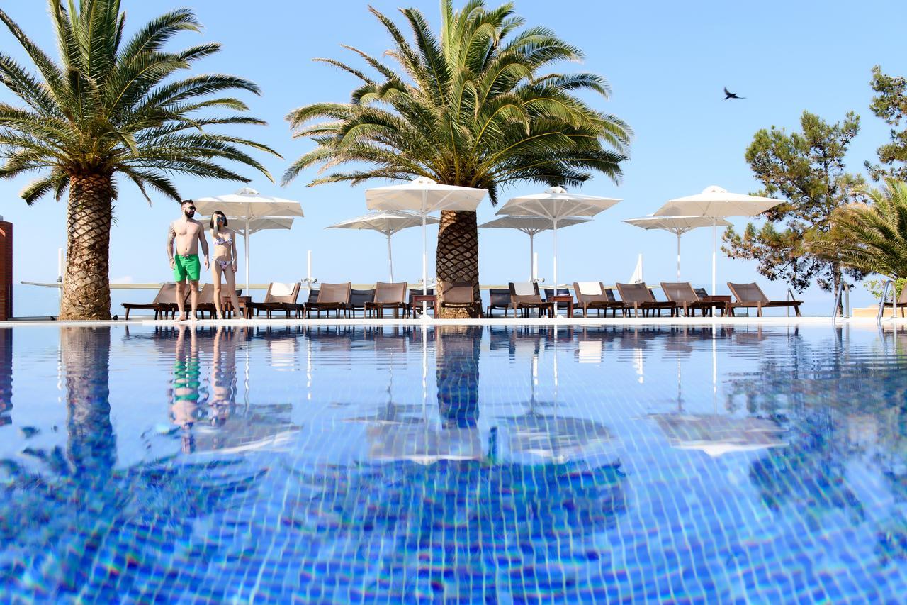 פוטוס Alexandra Beach Spa Resort מראה חיצוני תמונה